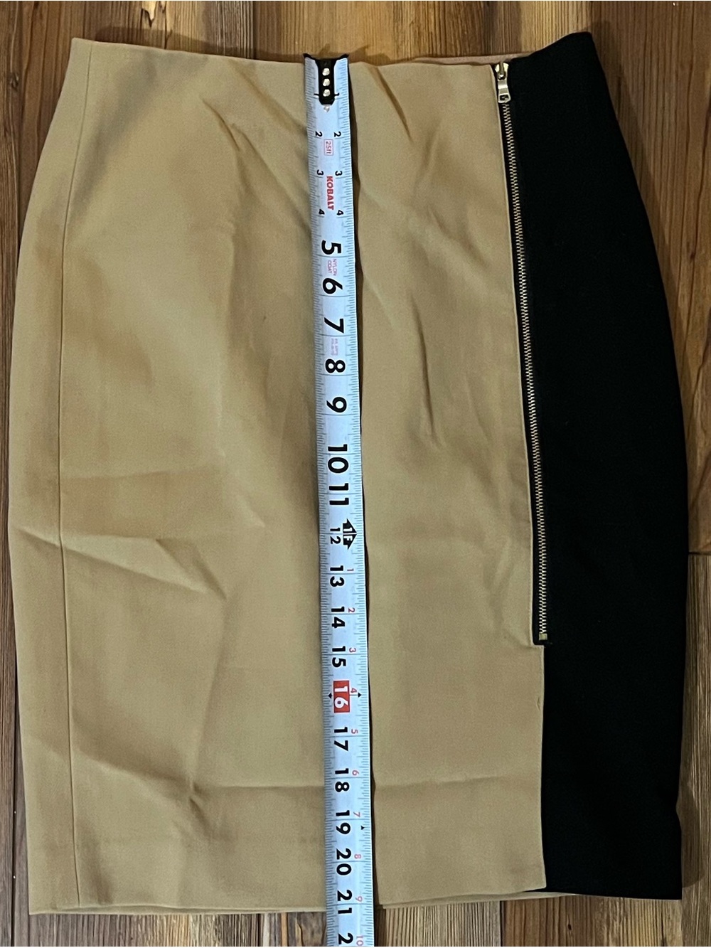 Ann Taylor Two-Tone Tan and Black Pencil Skirt with Side Zip Detail - Picture 7 of 7